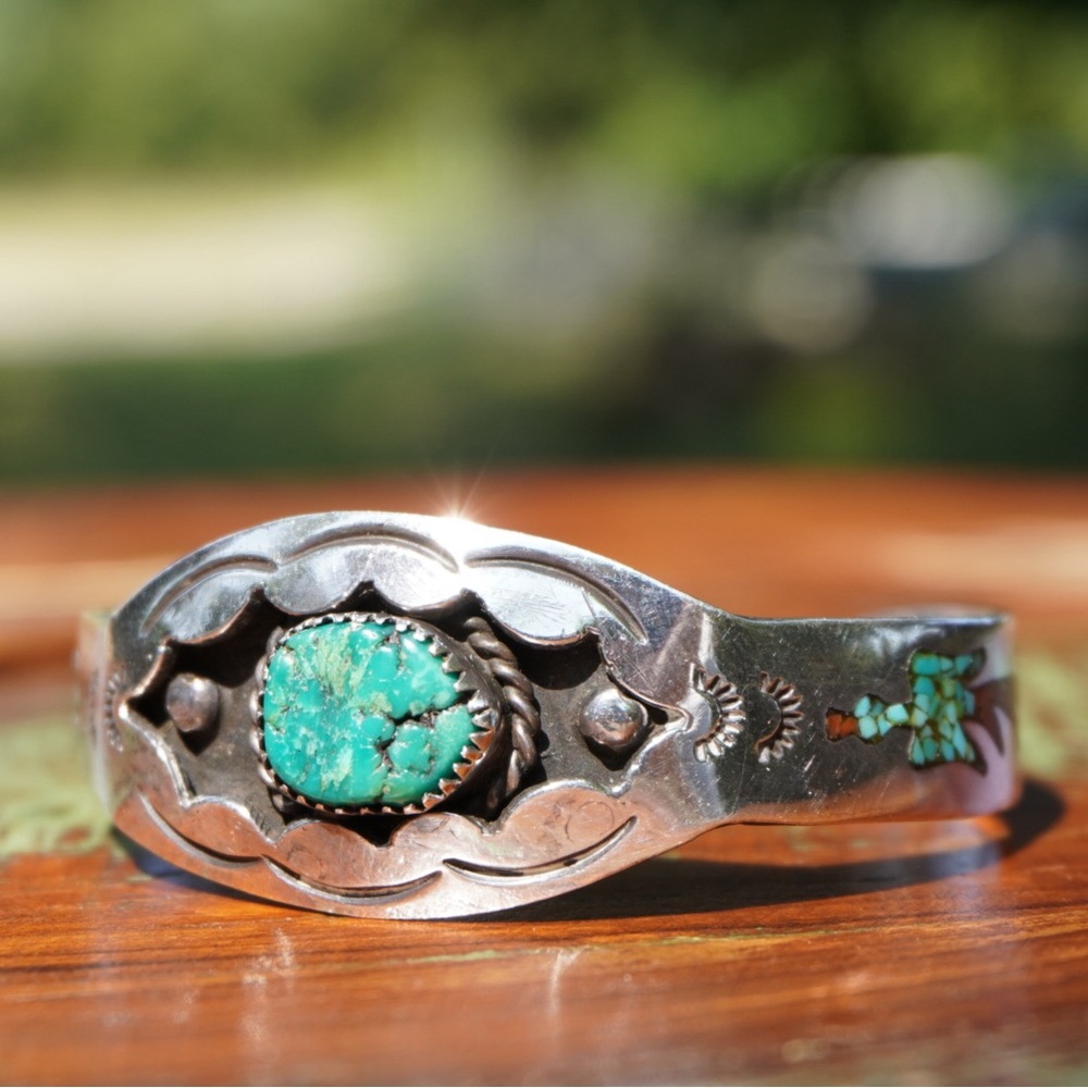 Vintage Navajo Waterbird Inlay Cuff Bracelet